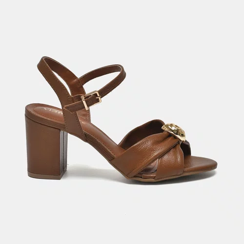 Sandália Feminina Via Marte Couro Caramelo com detalhe Dourado