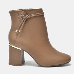 Bota Feminino Via Marte Couro Areia