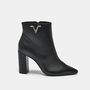 Bota Feminina Via Marte V Couro Atenas Preto Bota Feminina Via Marte V Couro Atenas Preto