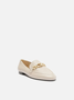 Mocassim Arezzo Couro Bridão Metal Textura Branco