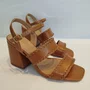 Sandalia Feminina Debora Cholet Tiras Camel
