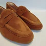 Sapato Feminino Loafer Lizi e Lizi Camurça Caramelo